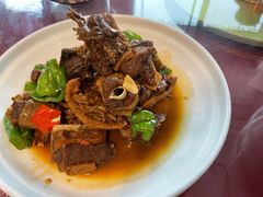 红烧老鹅-鼎鲜·蟹农渔水·阳澄湖大闸蟹·农家乐(美人腿店)
