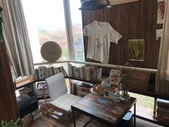 靠窗位-仙峰天然面包(迎宾路店)
