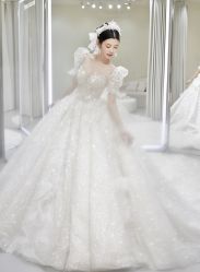 -莫小姐婚纱