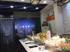 -百品聚旋转火锅(万德庄店)