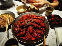 -巴厘龙虾·榜首油焖大虾(音乐学院·沿江酒馆店)