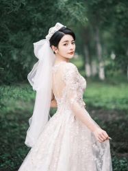 -伯瓷皇后婚纱艺术空间