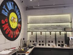 -Dogi&kiki Coffee(中心商务大厦店)