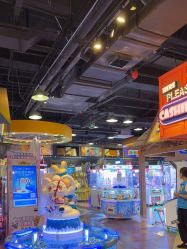 -卡通尼乐园(宝山龙湖天街店)