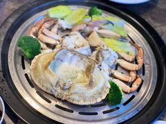 -日进一片海.生腌海鲜火锅.宵夜烧烤(三里屯总店)