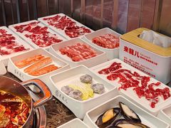 -来龍儿鲜切牛肉自助老火锅