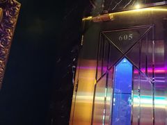 -温莎KTV(珠江路店)