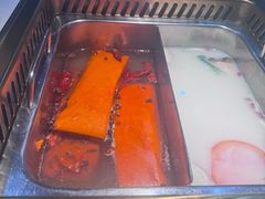 -洪焱重庆老火锅(万福花园店)