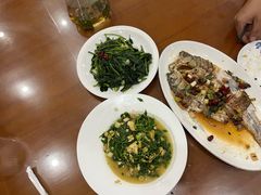 -漁耕小厨农家院(武当山店)