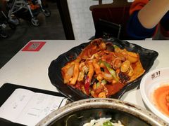 海鲜炒年糕-本家韩国烤肉(青岛万象城店)