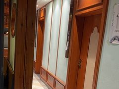 -丁里羊肉小镇(天鹅湖总店)