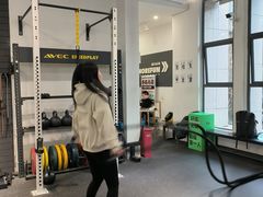 -汗水空间私教健身连锁(SM广场店)