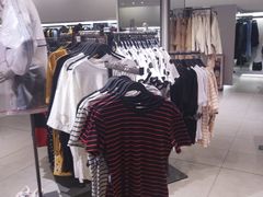 -ZARA(凯德乐峰广场店)