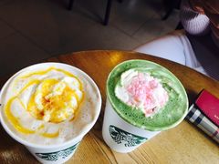 -星巴克(西安曲江银泰店)