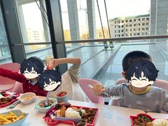 -KIDults童伴儿亲子餐厅(达美中心广场店)