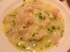 滑蛋虾仁炒河粉-港丽餐厅