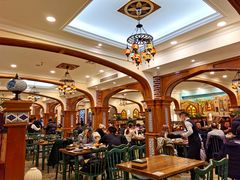 大堂-清真·玛丽亚新疆菜主题餐厅(浙江中路店)
