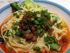 素椒杂酱面-龙抄手(文殊坊店)