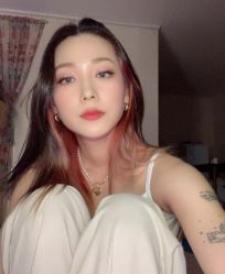 -十六番发型师事务所