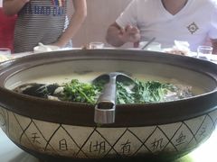 -天乐农家鱼头王(天目湖店)
