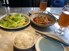 手撕圆白菜-懒人盐府人家(航天桥店)