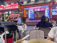 -刘姐啤酒鱼民族演艺餐厅(西街总店)
