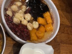 -三花奶奶的甜品(百联嘉定购物中心店)