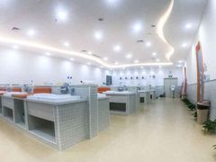-蓝旗亲子游泳(范湖万达广场店)