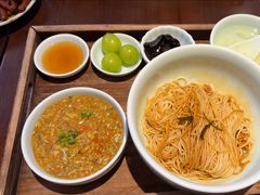 -蟹上黄·蟹黄面·江南糖水(人民广场店)
