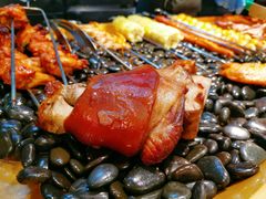 -汉金城海鲜烤肉自助百汇(威海威高广场店)