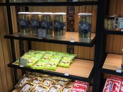 面包甜点陈列柜-长乐饼家(五羊新城店)