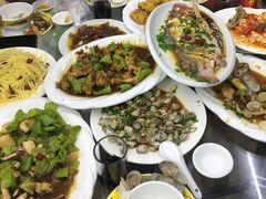 -阳光海鲜大排档