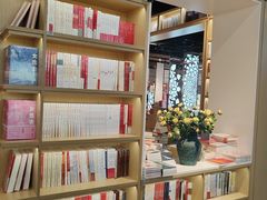 -新华书店(泉城路店)