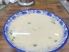 -雪琴面馆富安特色鱼汤面(城中花园店)