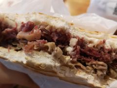 鹅肠卤汁肉夹馍-清真拉妈卤味(回民街店)