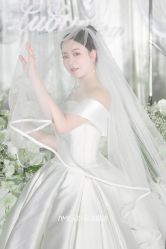 -AMOUR·爱沫婚纱礼服·小众设计品牌