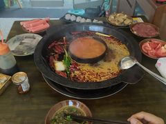 -黄潇洒老火锅(九眼桥宏济巷店)
