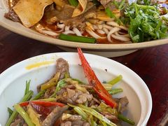 -方铲铲·成都板凳面(滨江银泰店)