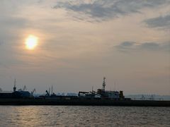 -东港音乐喷泉广场