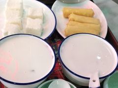 -五条人糖水铺(万达店)