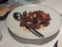 杏仁年糕牛肉-小厨娘淮扬菜(清江苏宁广场店)