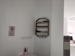 -微笑雨嘉造型护肤