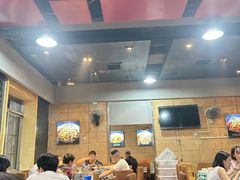 -昱龙大盆牛蛙馆(三兴街总店)