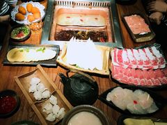 -老牌坊云南鱼豆花火锅(嵩山店)