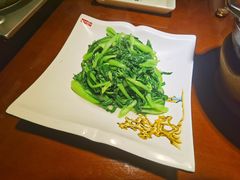 -魏铭鱼头捞饭(晋阳路店)