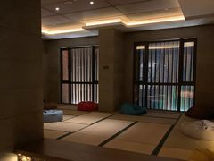 -浅深(世茂滨江精品店)