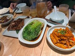 -全牛匠·乐山跷脚牛肉(新中关店)