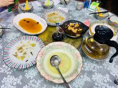 -天天向上素食餐厅(五台山店)