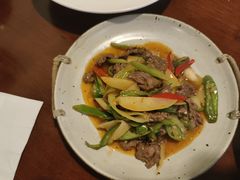 酸木瓜炒牛肉-紫滇源云南生态菜(丹凤街店)