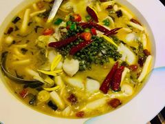 -吕氏疙瘩汤·新派鲁菜(欢乐汇店)